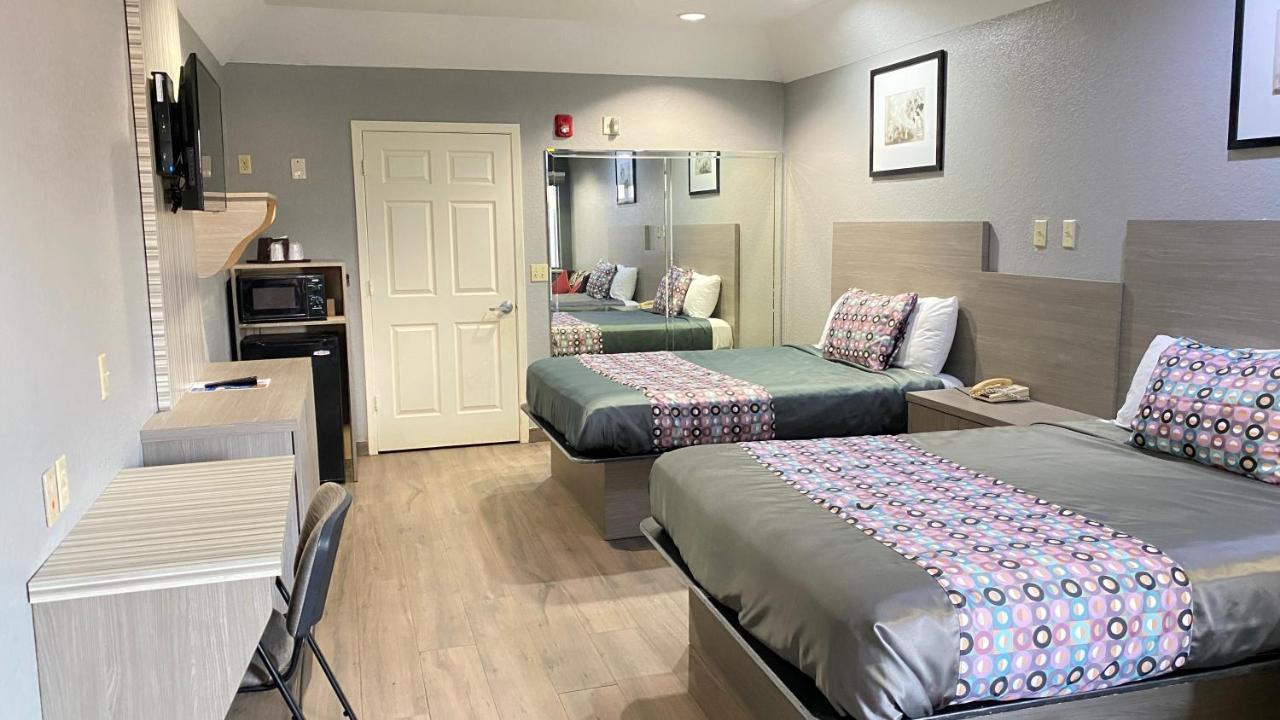 Island Suites Hobby Airport Хьюстон Экстерьер фото