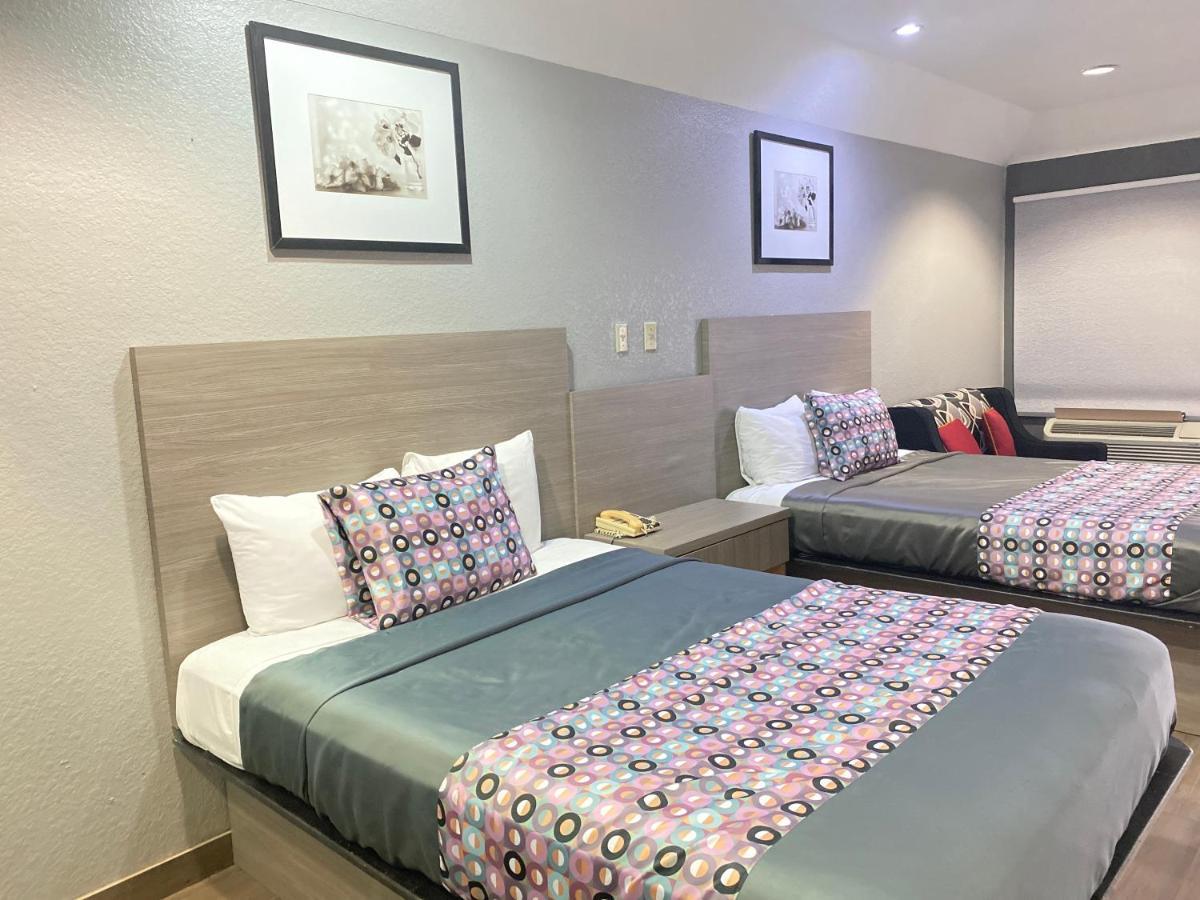 Island Suites Hobby Airport Хьюстон Экстерьер фото