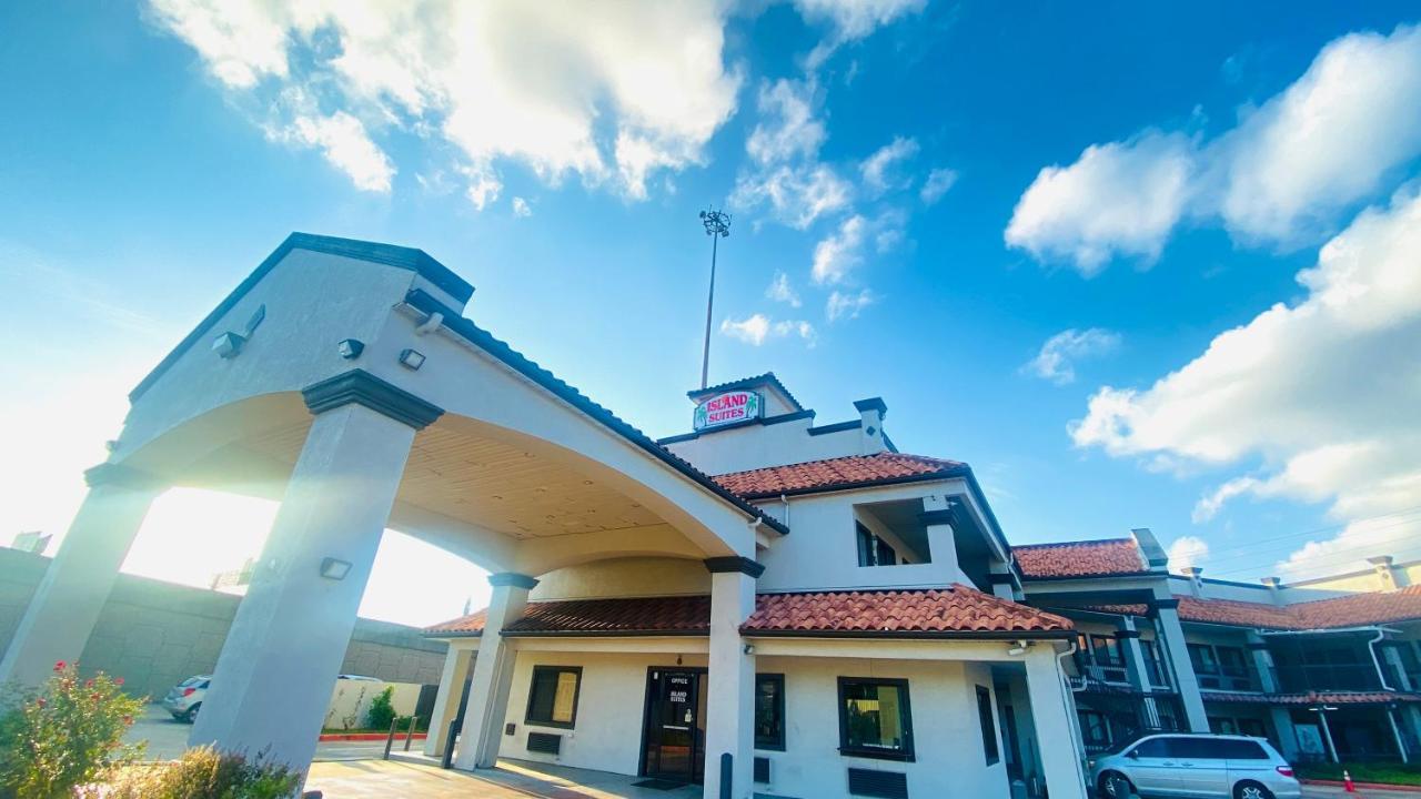Island Suites Hobby Airport Хьюстон Экстерьер фото